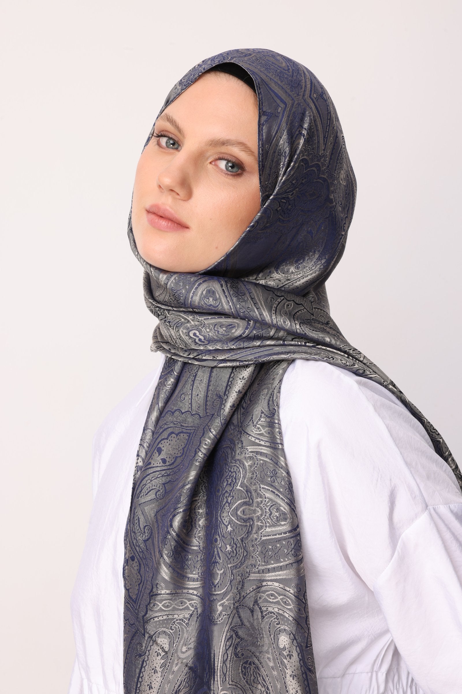 Navy Blue Lisa Pattern Shawl