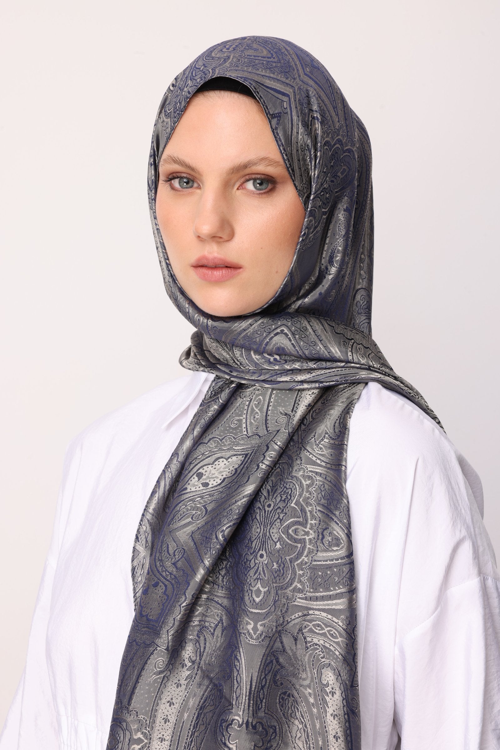 Navy Blue Lisa Pattern Shawl