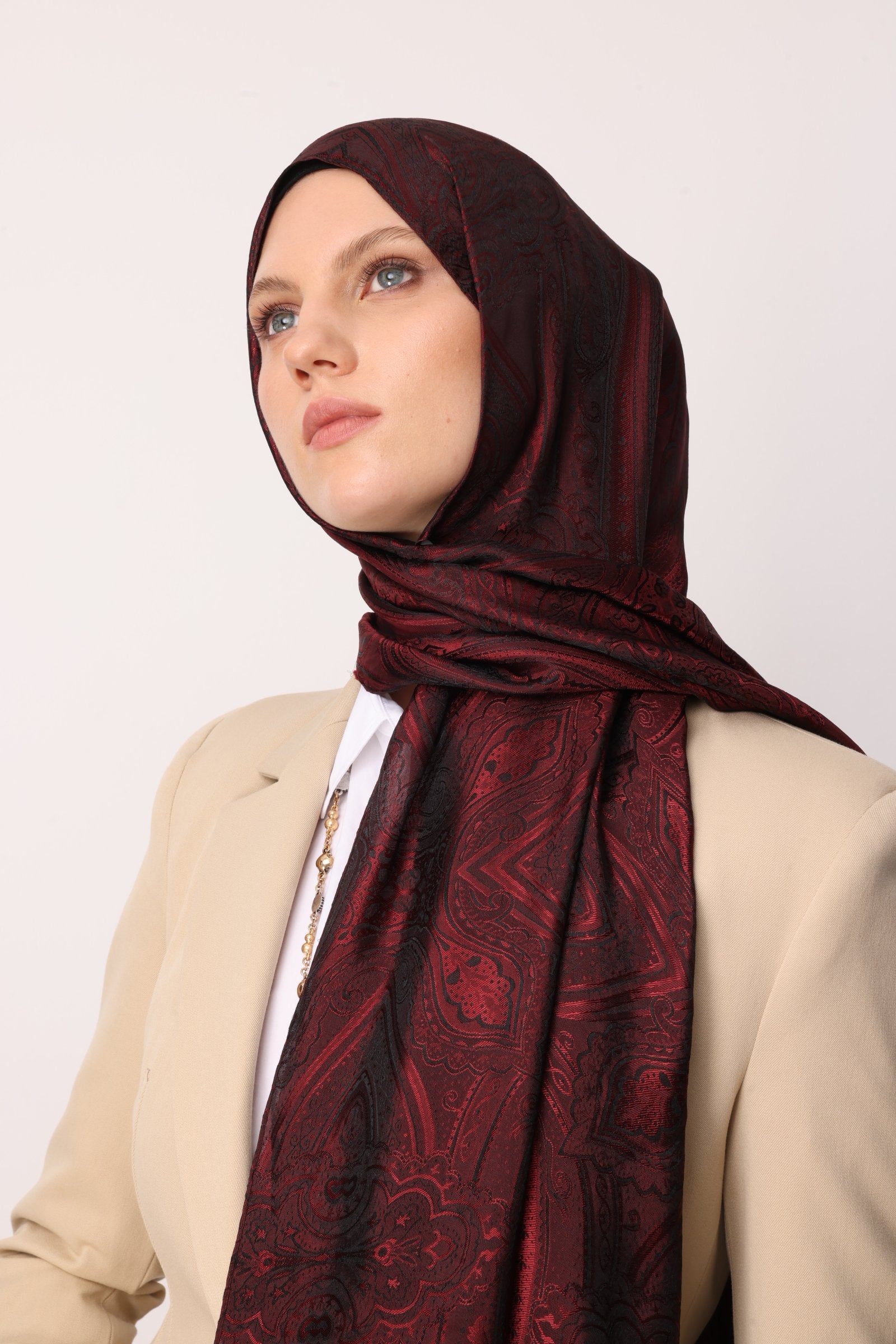Burgundy Lisa Pattern Shawl
