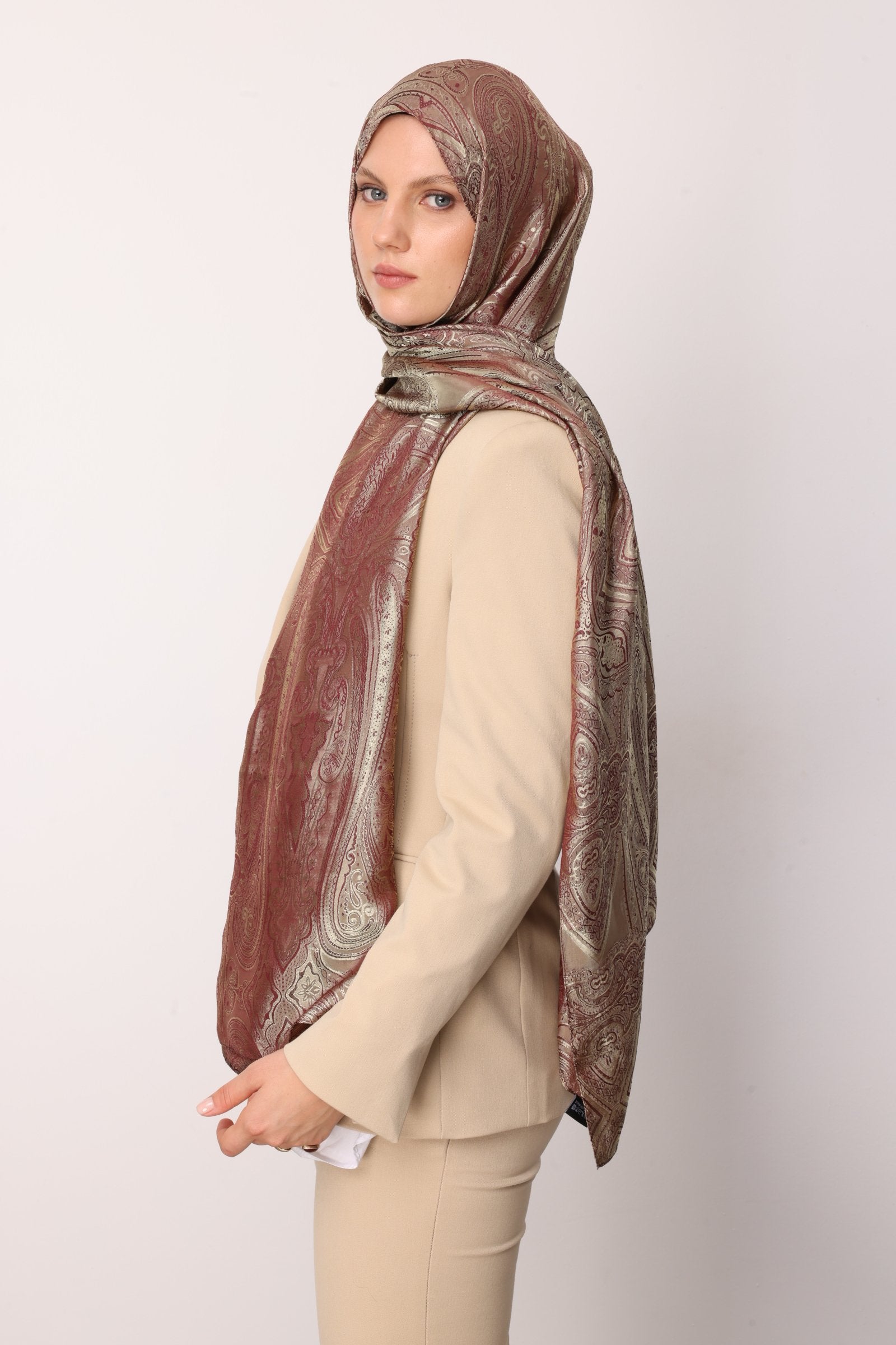 Plum- Salmon Lisa Pattern Shawl