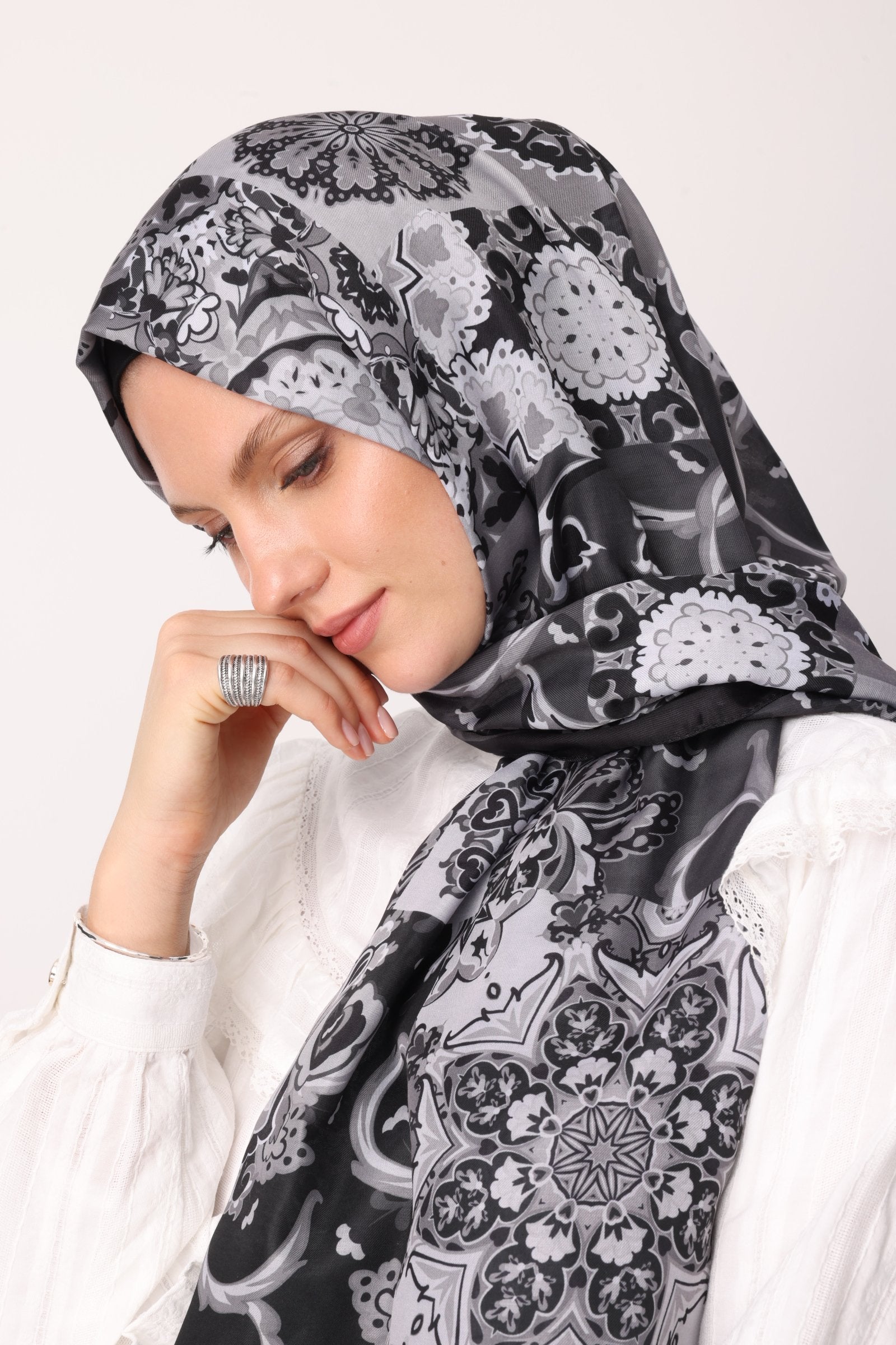 Black Solhar Pattern Cotton Shawl