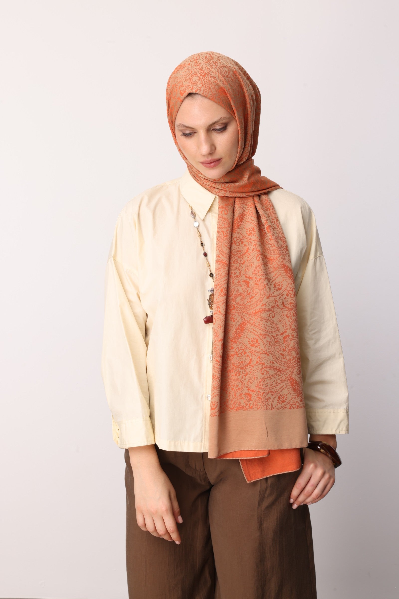 Mink-Cinnamon Velora Pattern Double-Sided Shawl