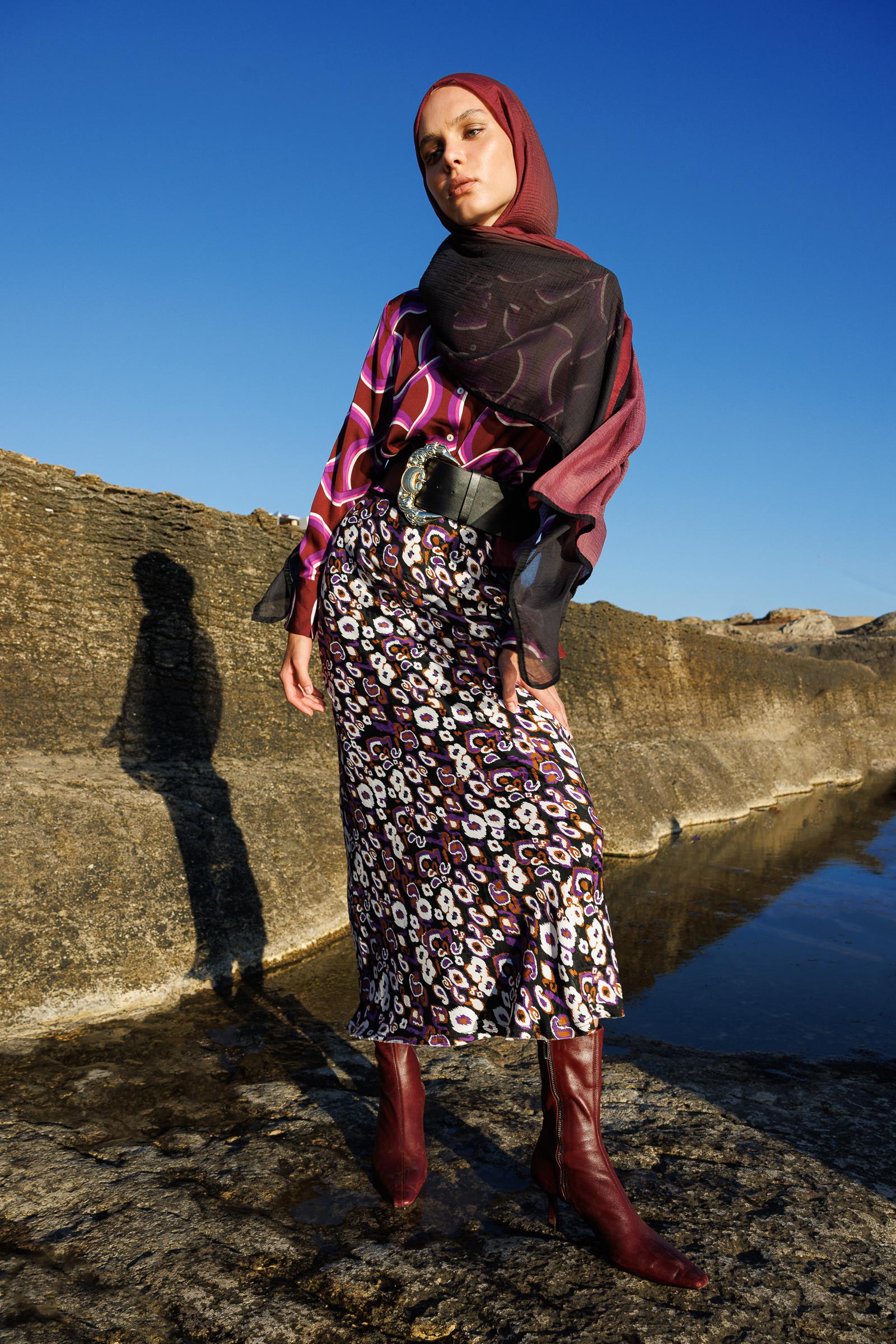 Burgundy Aurora Muslin Shawl