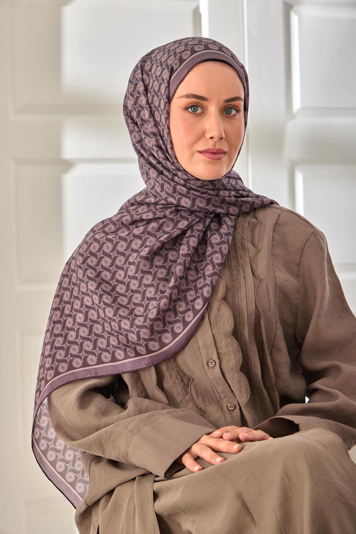 Sapphire Touch 100% Voile Silk Shawl Handmade