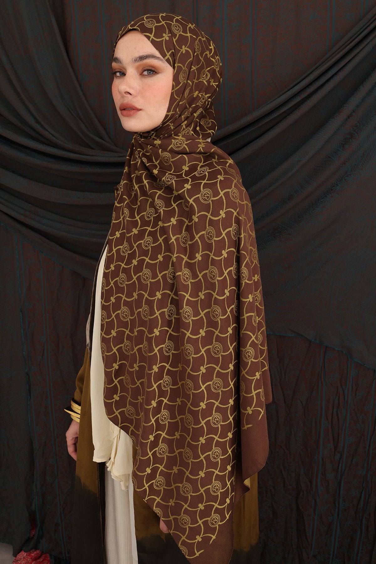 Bitter Brown-Salmon Marrakech Pattern Double-Sided Shawl