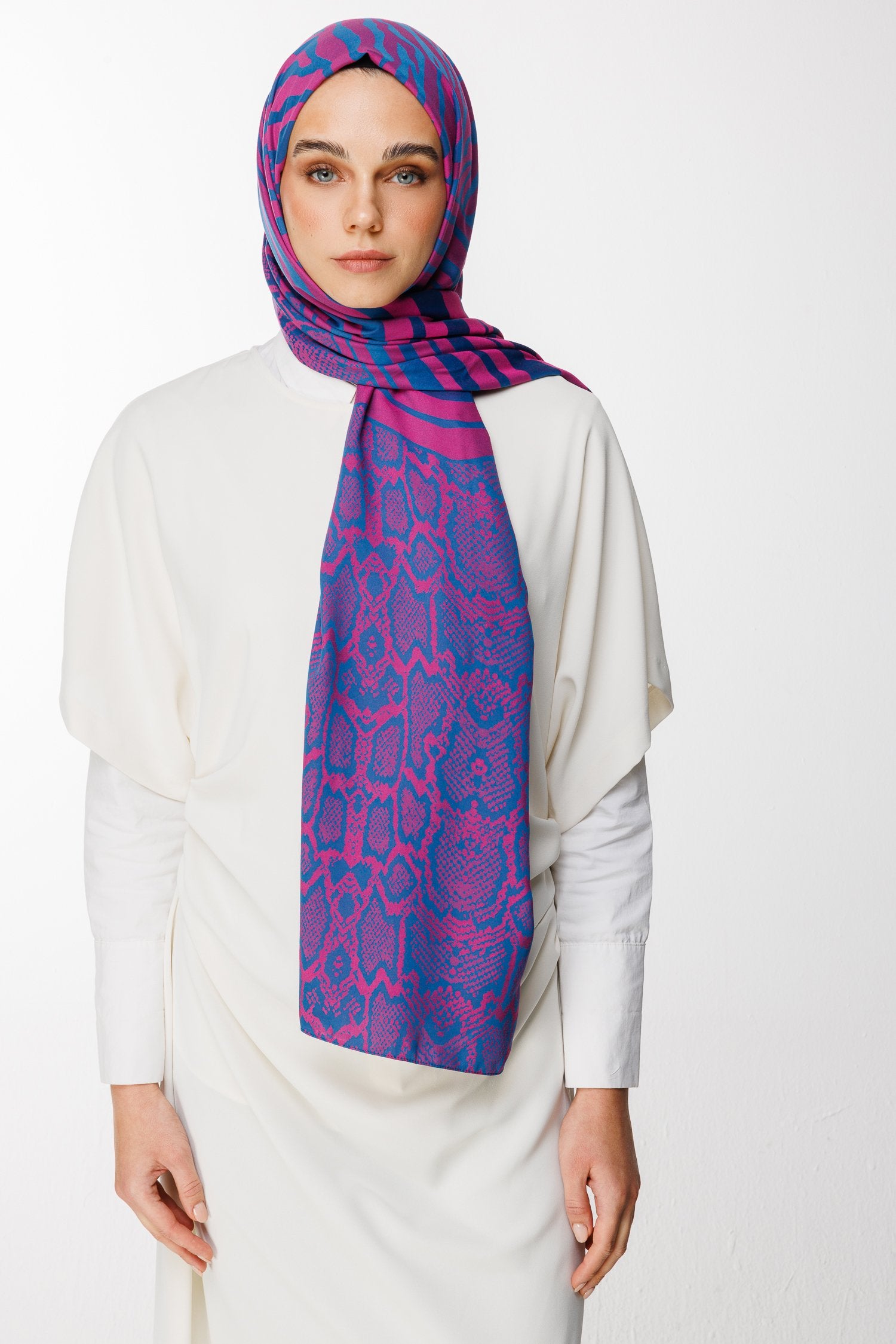 Petrol Blue-Fuchsia Riad Pattern Double-Sided Shawl