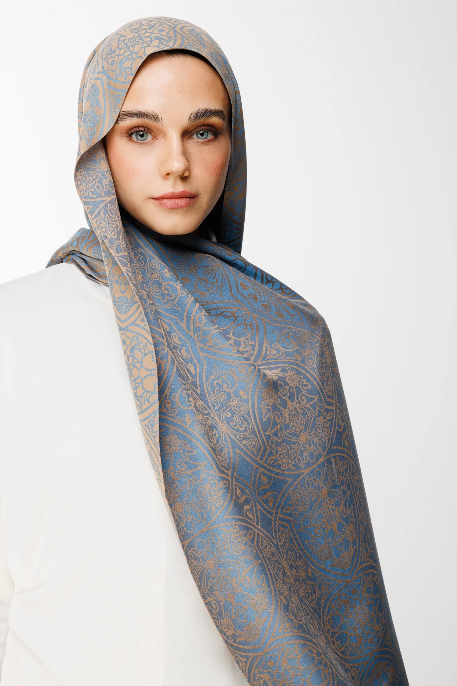 Morocco Pattern Double-Sided Shawl