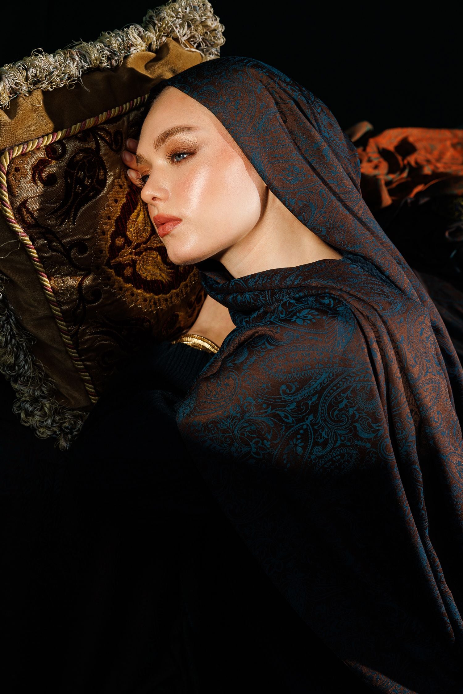 Bitter Brown-Petrol Blue Velora Pattern Double-Sided Shawl