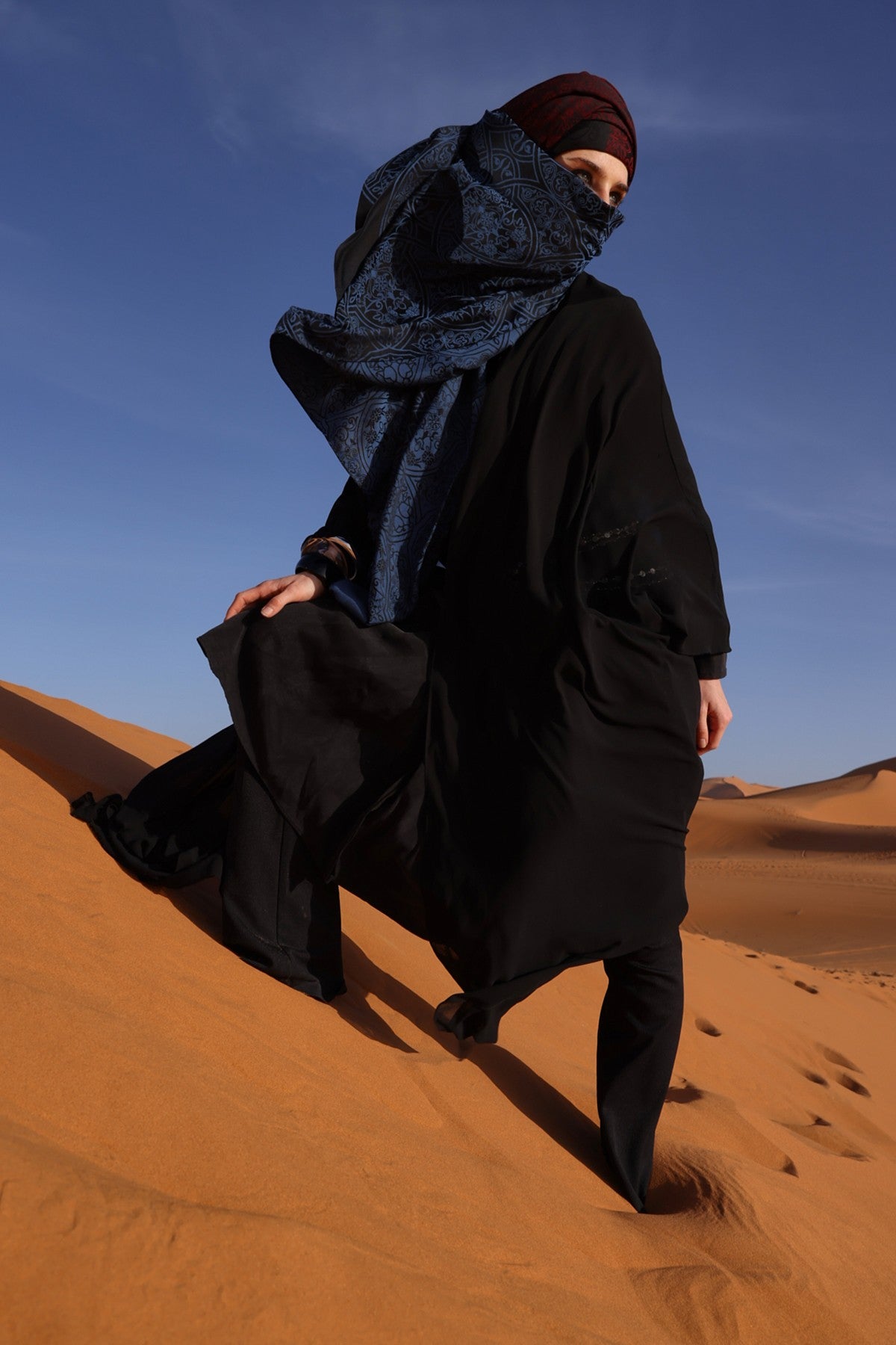 Black-Indigo Morocco Pattern Double-Sided Shawl