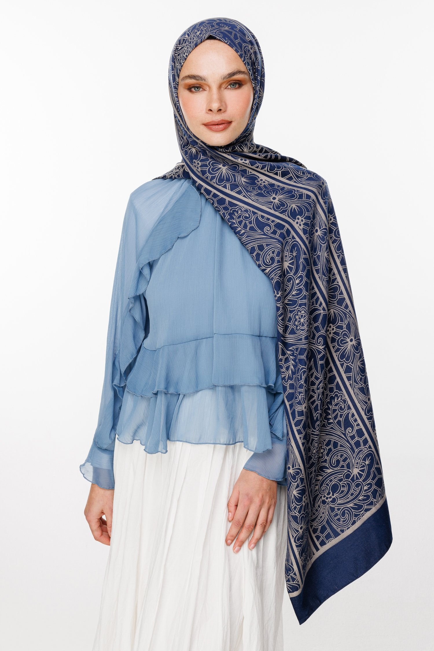 Navy Blue-Beige Lavin Pattern Double-Sided Shawl