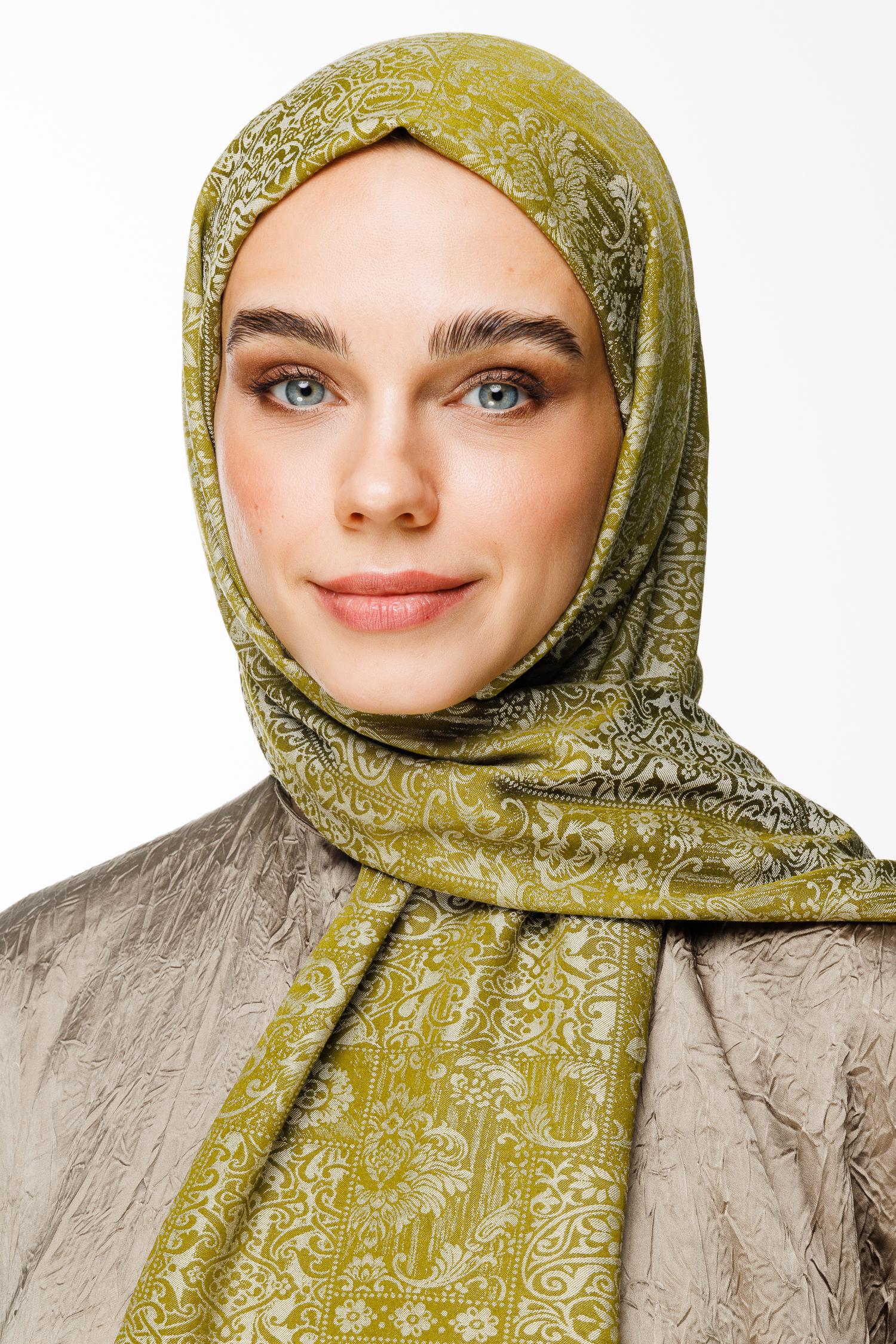 Oil Green-Ecru Henna Pattern Double-Sided Shawl