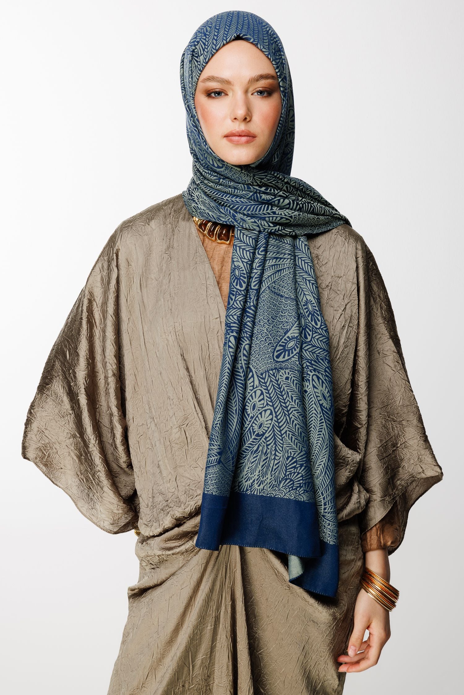 Navy Blue-Aqua Green Mayra Pattern Double-Sided Shawl