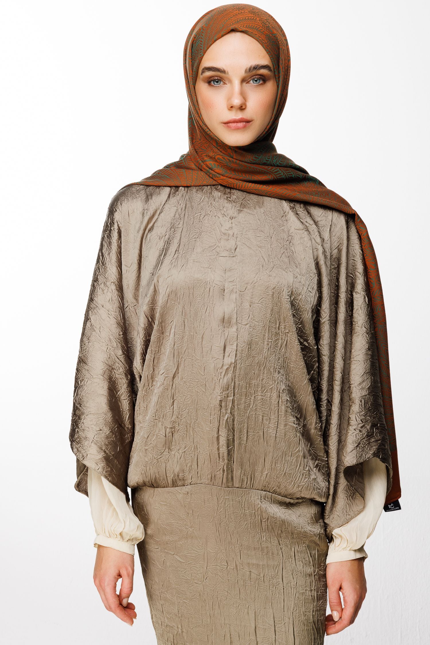 Cinnamon-Emerald Mayra Pattern Double-Sided Shawl