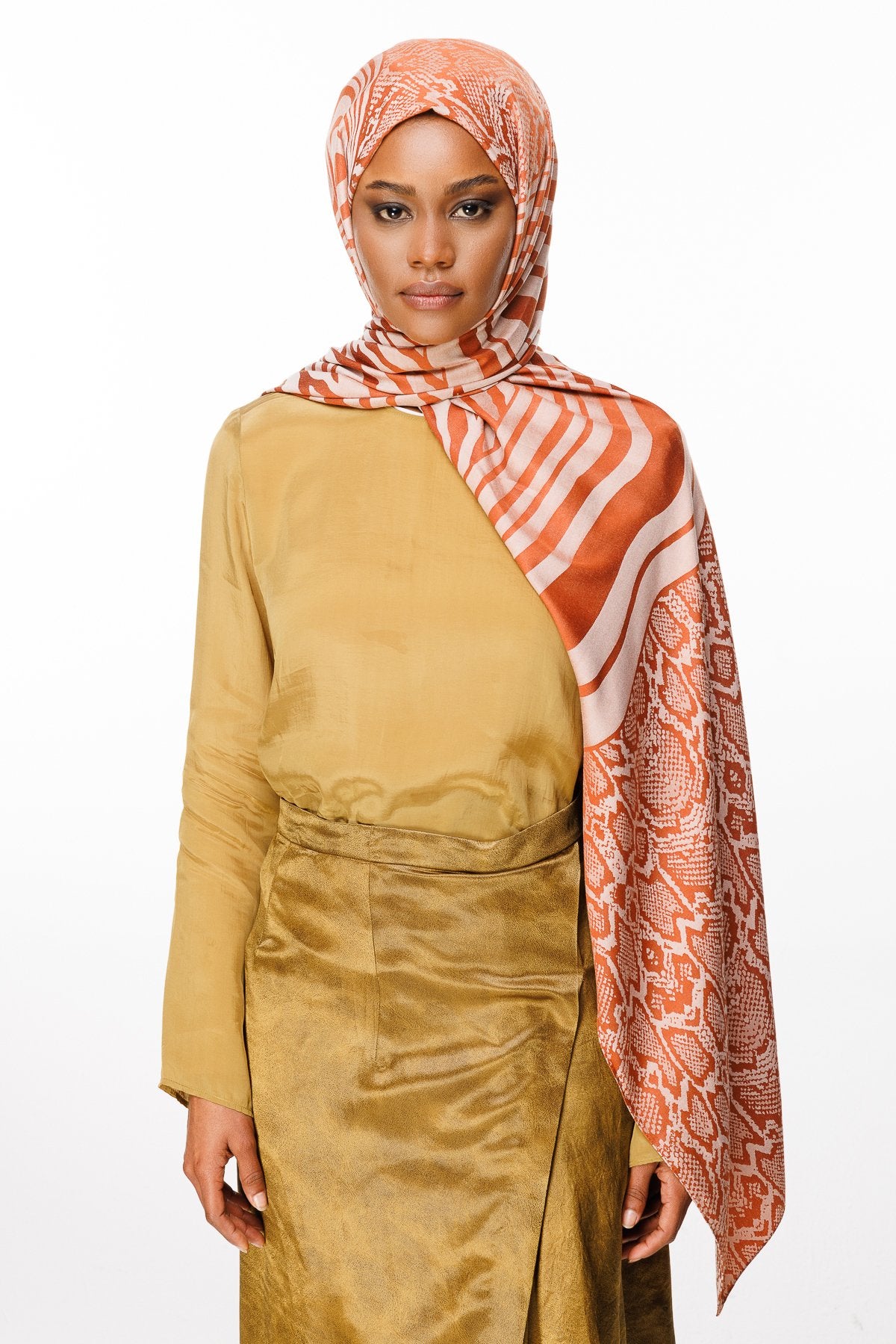 Cinnamon-Beige Riad Pattern Double-Sided Shawl