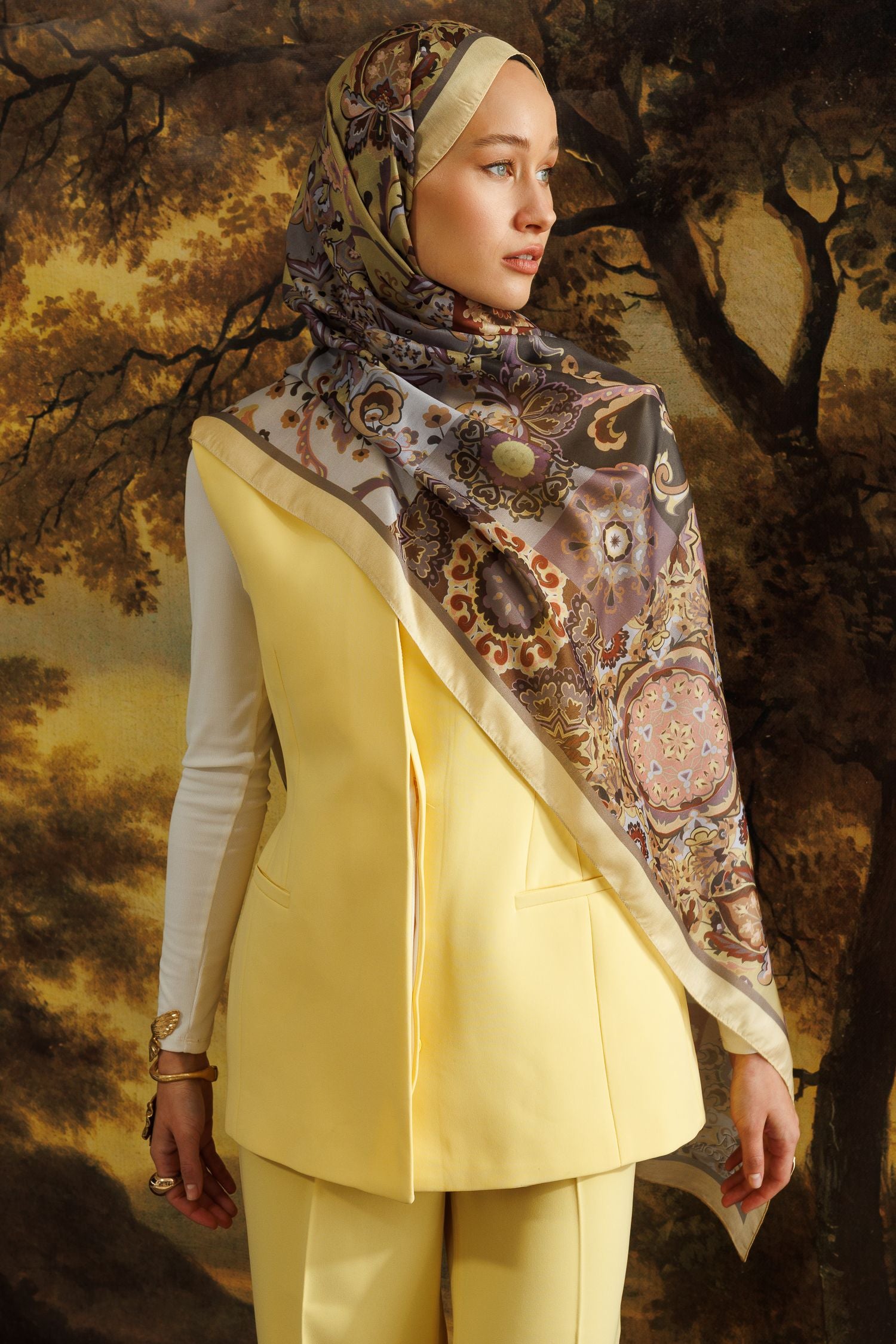 Yellow Solhar Pattern Cotton Shawl