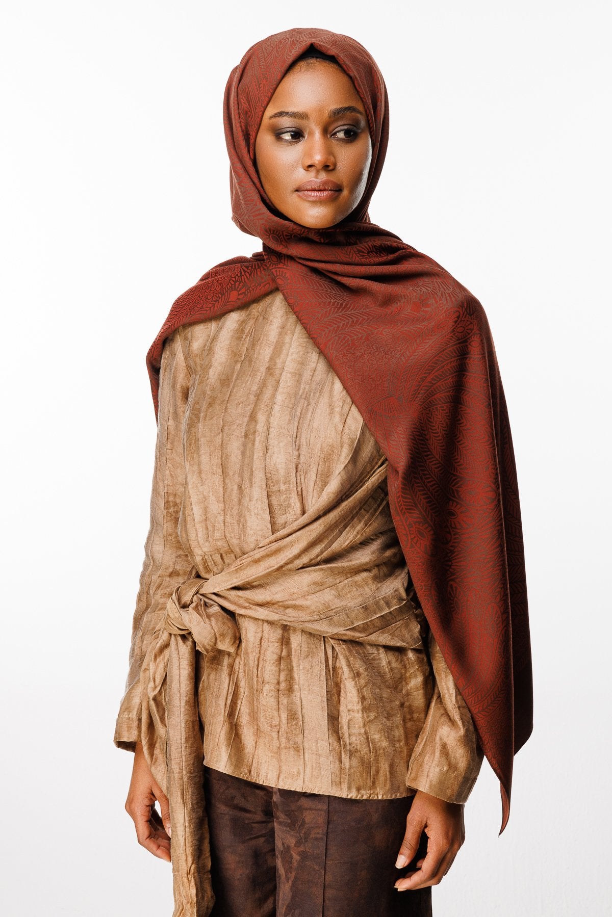 Bitter Brown-Coffee Mayra Pattern Double-Sided Shawl