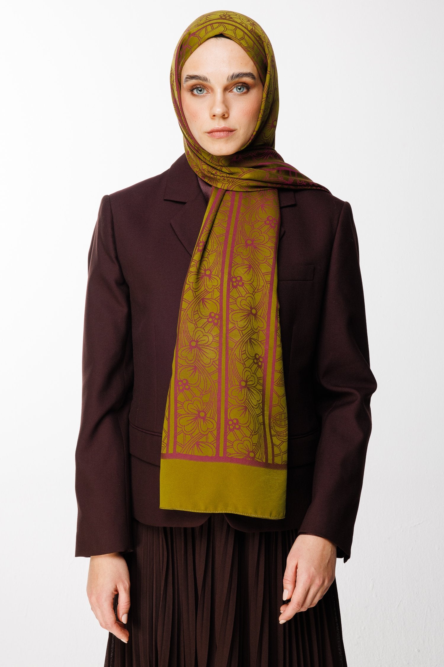 Oil Green-Plum Lavin Pattern Double-Sided Shawl
