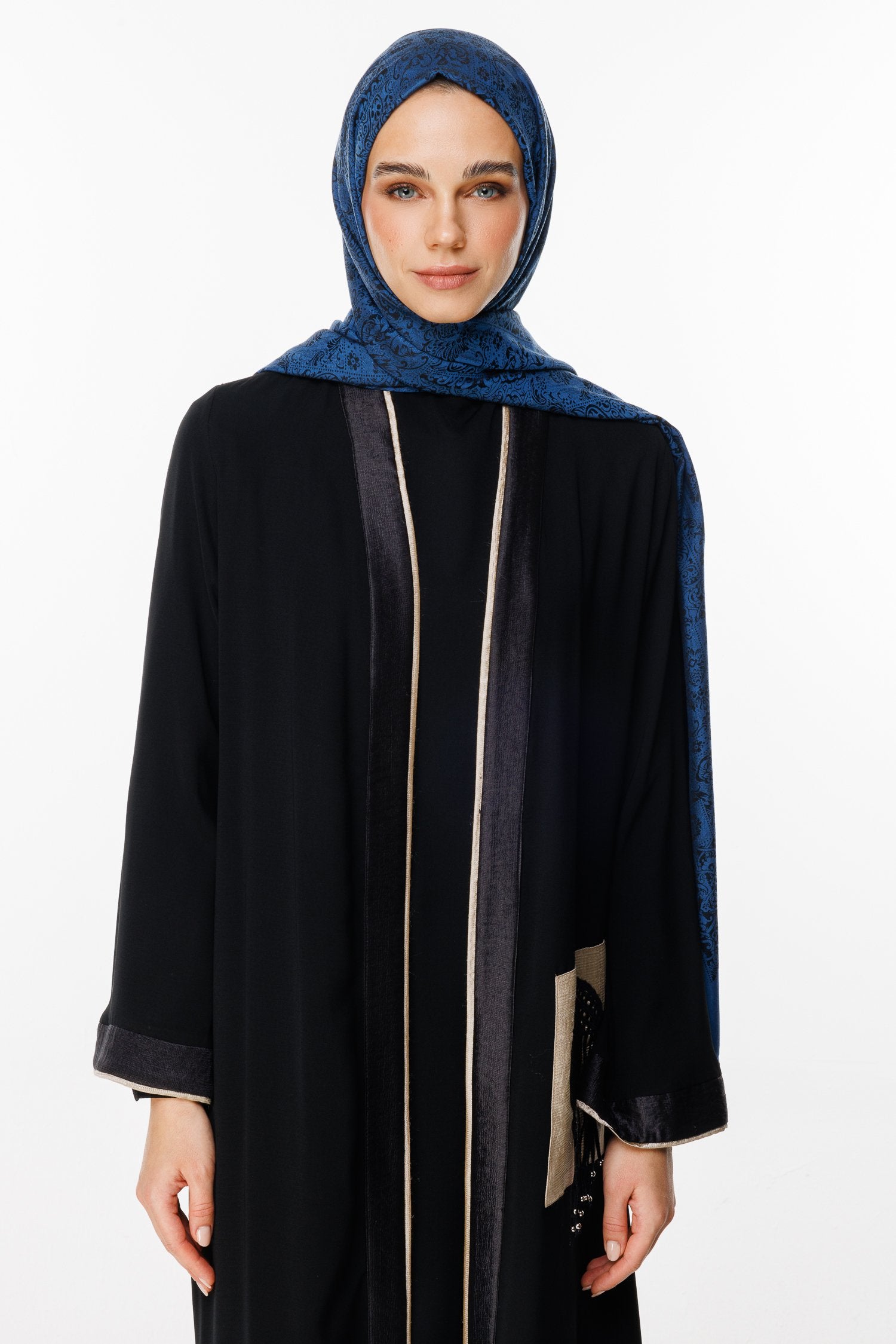 Black-Indigo Henna Pattern Double-Sided Shawl